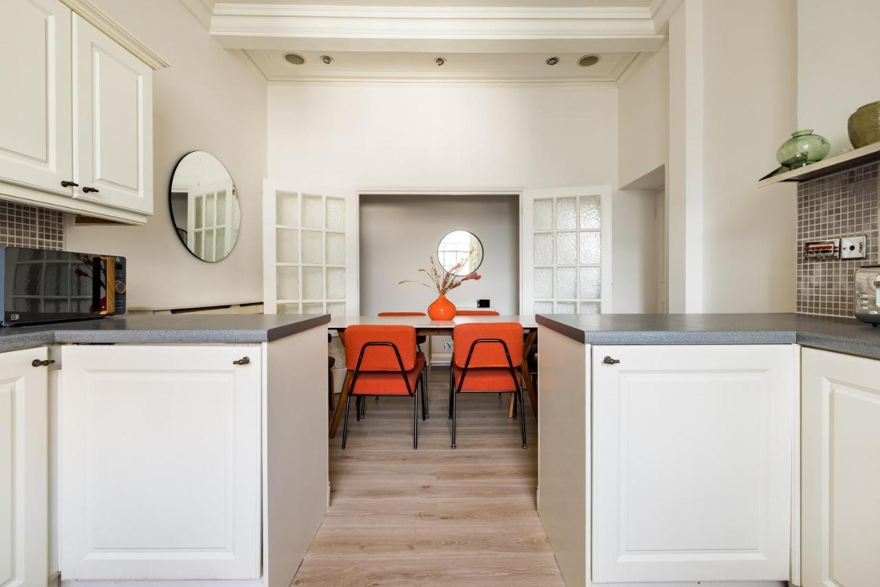 Appartement The Sussex Garden Retreat - Elegant 2Bdr Flat à Londres Extérieur photo