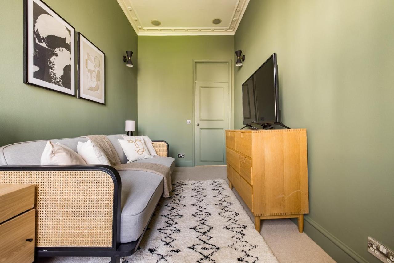 Appartement The Sussex Garden Retreat - Elegant 2Bdr Flat à Londres Extérieur photo