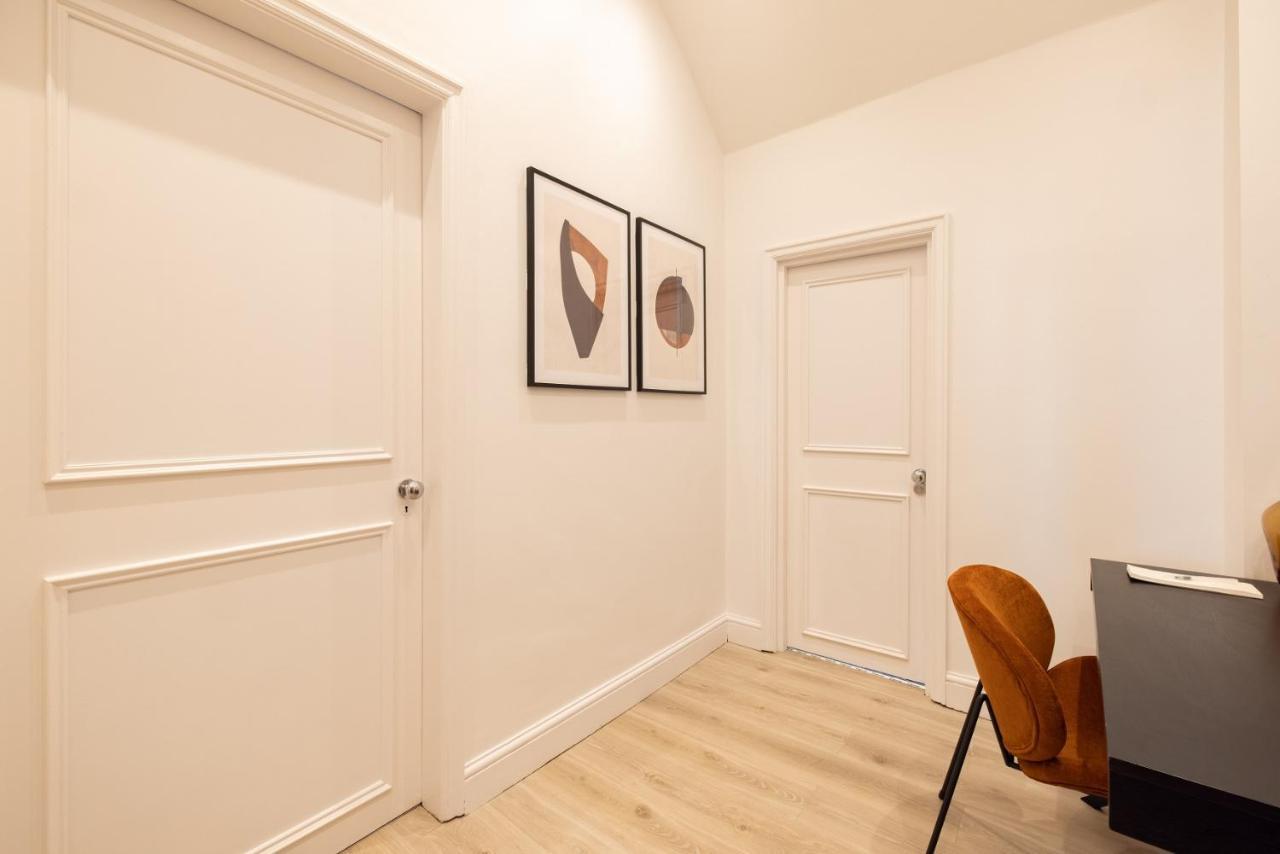 Appartement The Sussex Garden Retreat - Elegant 2Bdr Flat à Londres Extérieur photo