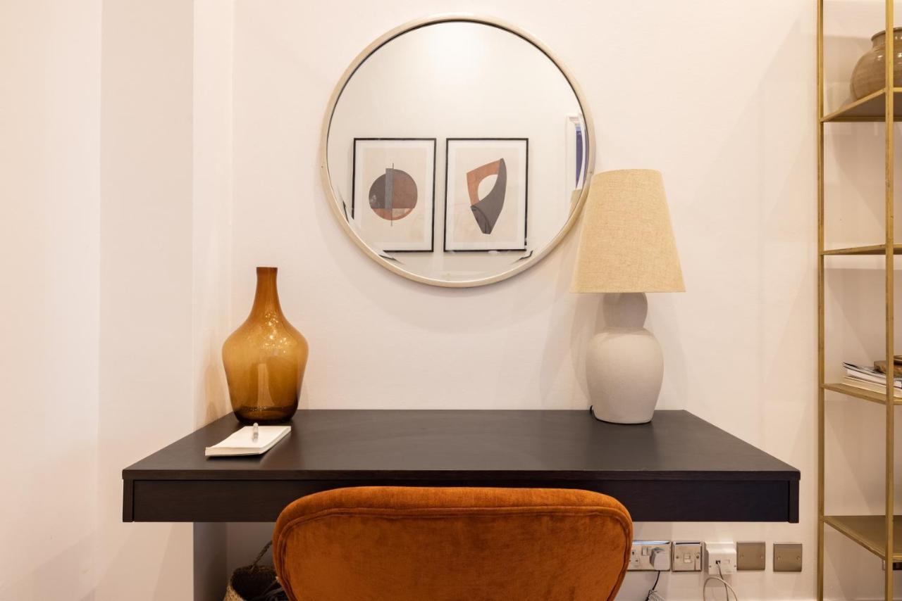 Appartement The Sussex Garden Retreat - Elegant 2Bdr Flat à Londres Extérieur photo
